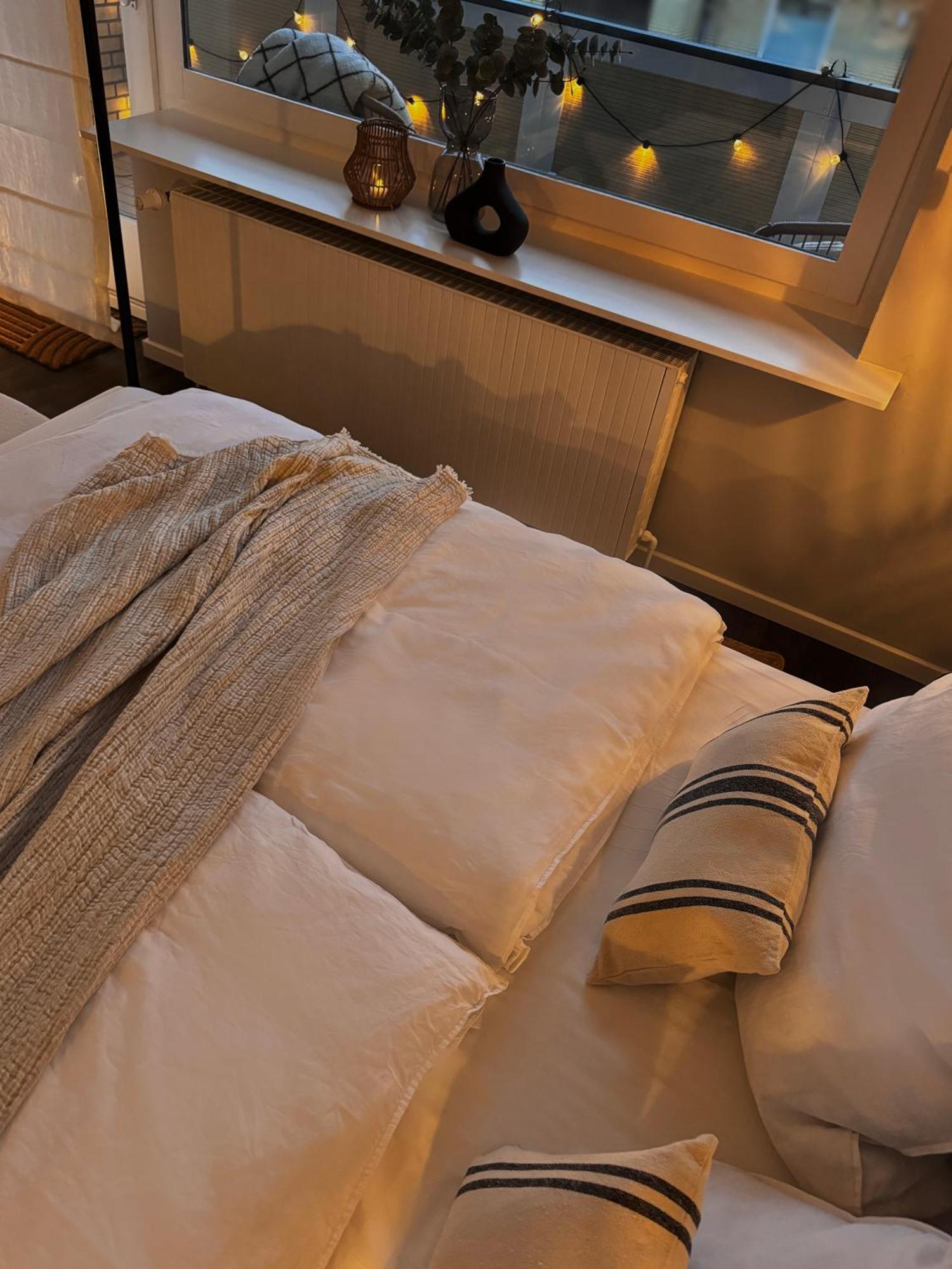 Seaside Rooms - Design-Apartment Mit Balkon & Parkplatz - Inklusive Strandkorb Direkt Am Wasser Und Spa & Sauna Saisonal Büsum Buitenkant foto